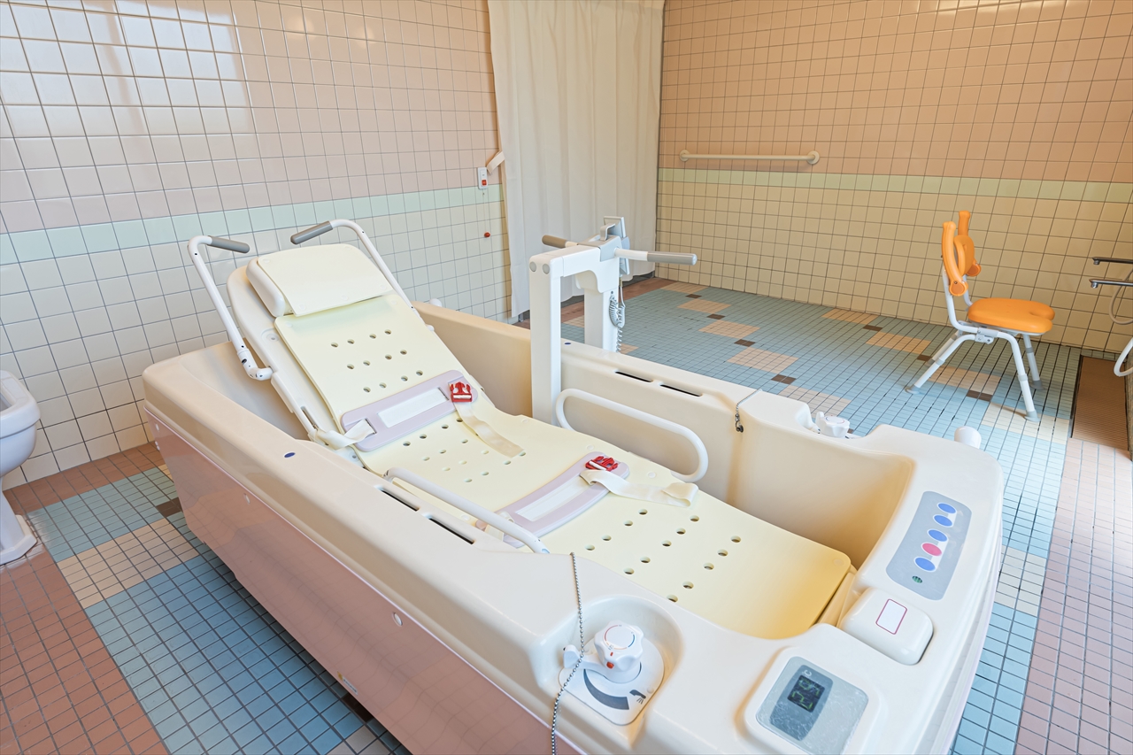 【入浴と介護】 第2弾 デイサービスで行われている入浴の方法と入浴料金 | Megumi Nurse By メグメディカル